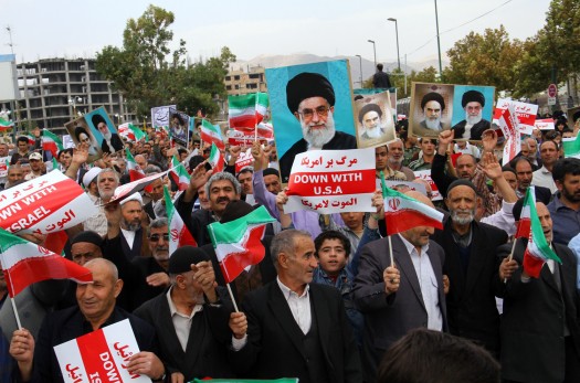 مردم باید در راهپیمایی 13 آبان با شعار اصلی "مرگ بر آمریکا" و " مرگ بر اسرائیل" شرکت کنند/ استکبار مورد لعن مردم ایران است