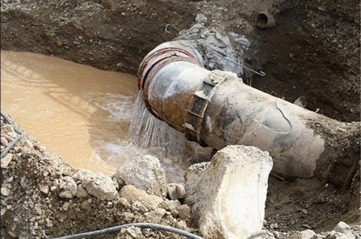 ۴۲ درصد شبکه آب شرب روستایی در شهرستان فردوس هدر می‌رود