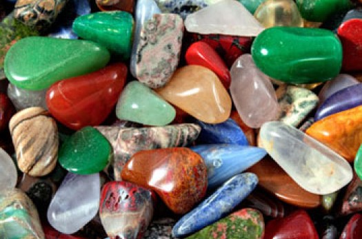 سنگ‌های قیمتی و نیمه قیمتی فردوس در نمایشگاه هدایای مسکو به نمایش درمی‌آید