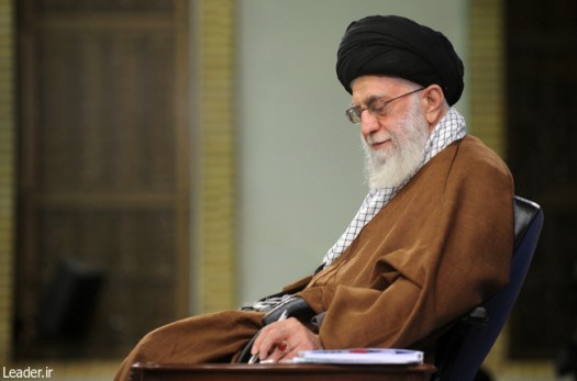 جمهوری اسلامی باید زکات را در سرلوحه برنامه‌های خود گذارد