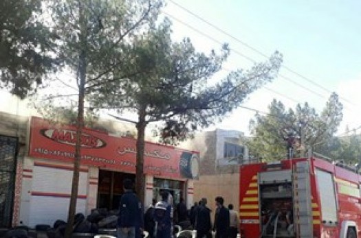 آتش‌سوزی در خیابان عدل بیرجند/ خطر انبارداری غیراصولی در کمین مردم