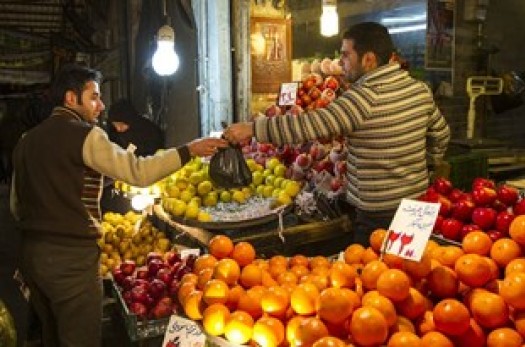 جدیدترین قیمت‌ها از بازار میوه و تره‌بار/ هندوانه گران و موز ارزان شد
