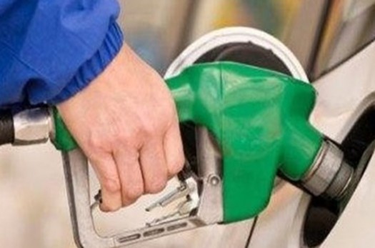 ۷۵ درصد مردم موافق اختصاص سهمیه بنزین به هر ایرانی هستند