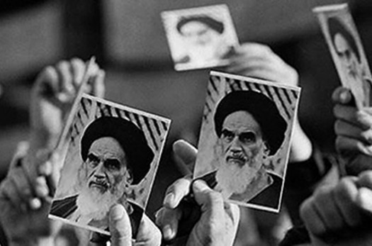 مسؤولین نگاه خود را از خارج به داخل متمرکز کنند/ انقلاب اسلامی استبداد و استعمار را سرنگون کرد