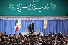 مداحان و ذاکران اهل‌بیت(ع) با امام خامنه‌ای دیدار کردند