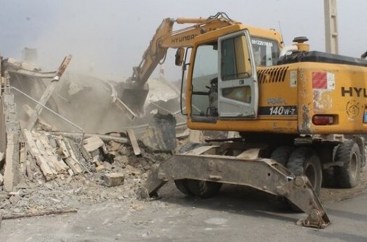 ۴۴ بنای غیرمجاز در شهرستان بیرجند تخریب شد