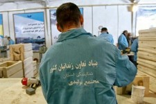 «جهش تولید» در زندان‌ها| از اشتغال ۱۴۰۰ زندانی تا راه‌اندازی بزرگ‌ترین مجتمع پرورش شترمرغ در خراسان جنوبی